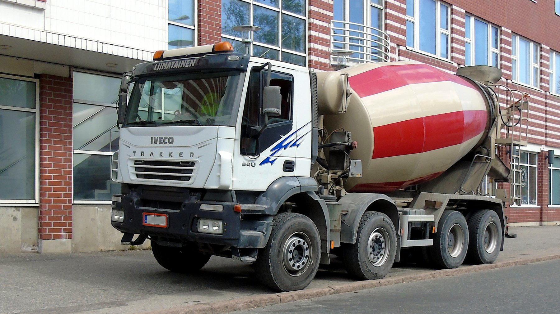 Iveco 440