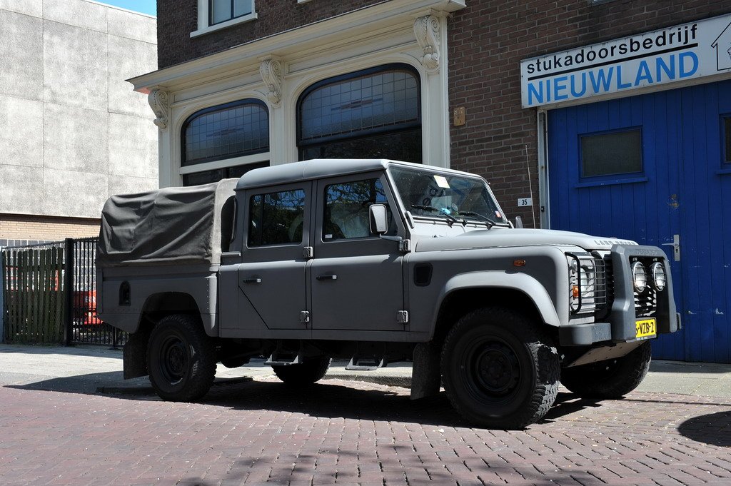 Van Land Rover DEFENDER 130 CREW CAB