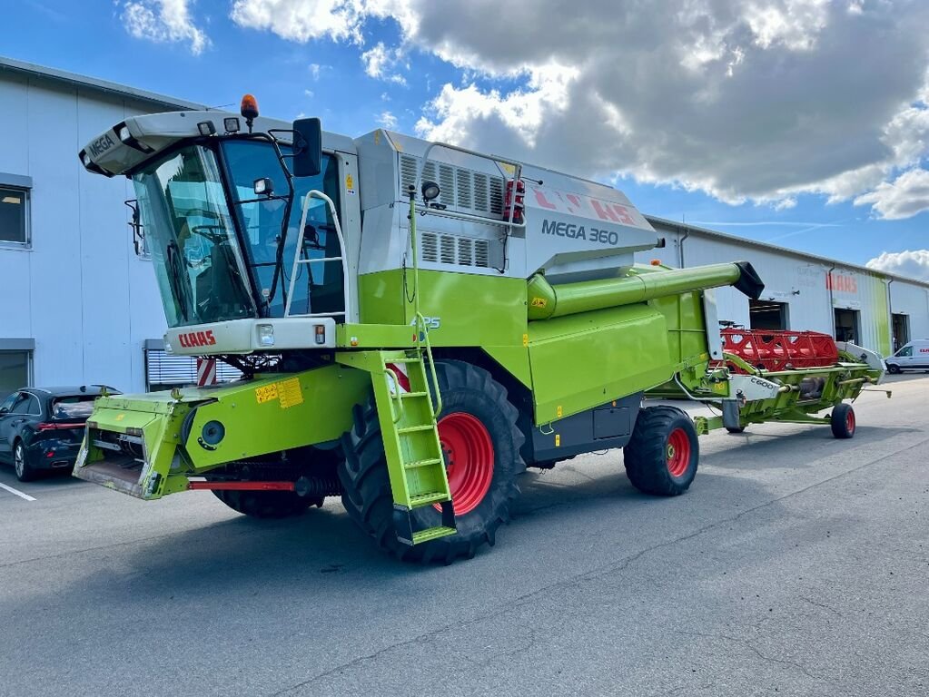 Maszyna żniwna CLAAS Mega 360 CAC