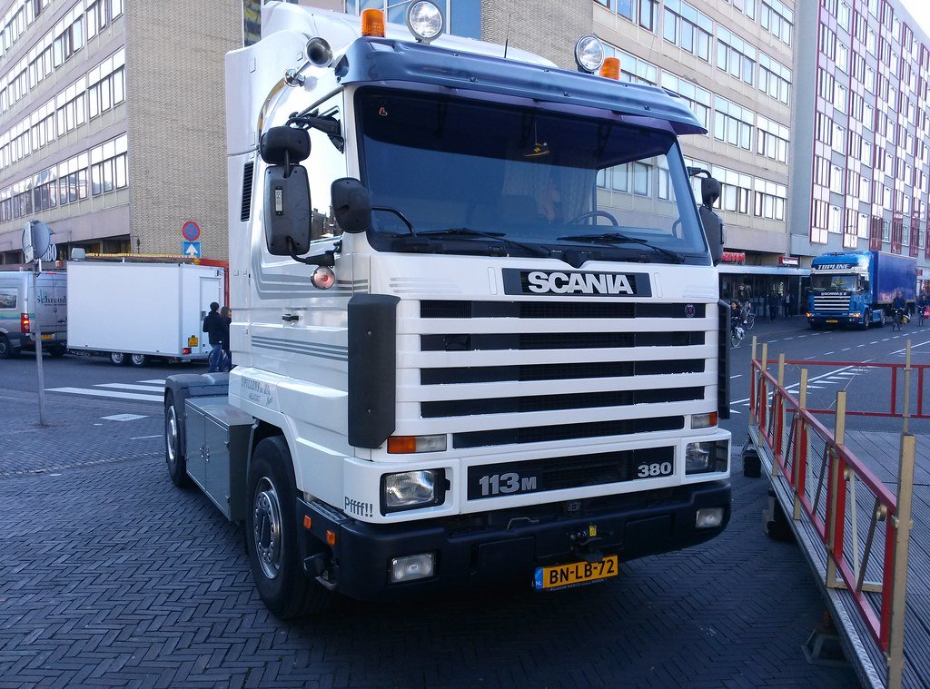 Lastwagen Scania 113 M 4X2 AS 75115 E
