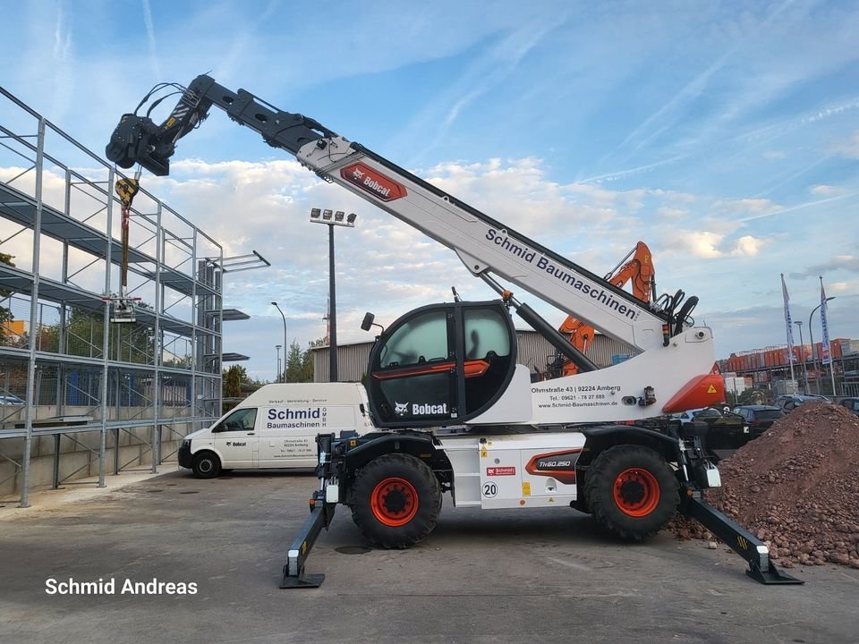 Telehandler Bobcat TR60.260 Rotary Telehandler