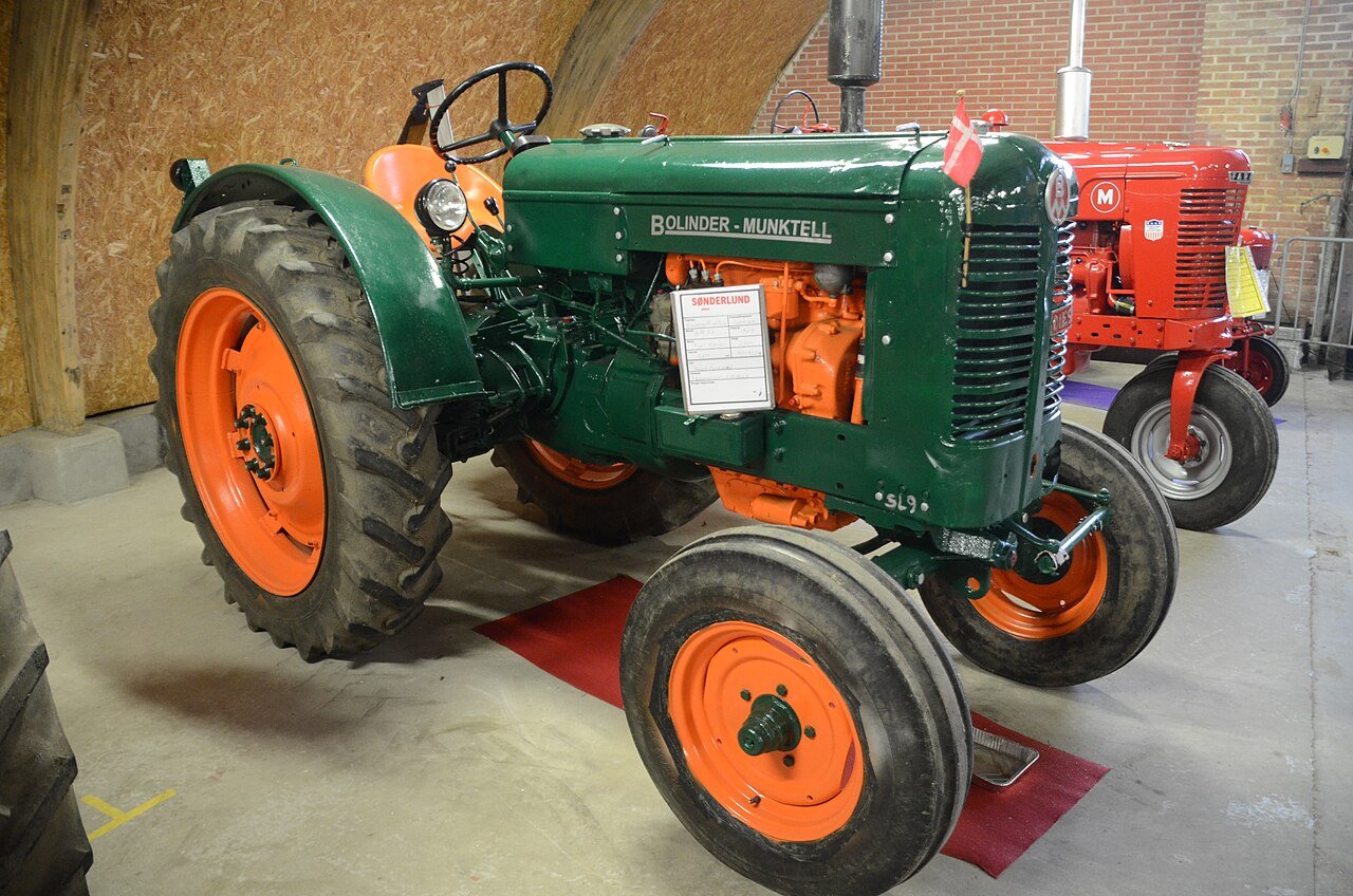 Tractor Bolinder Munktell BM-3