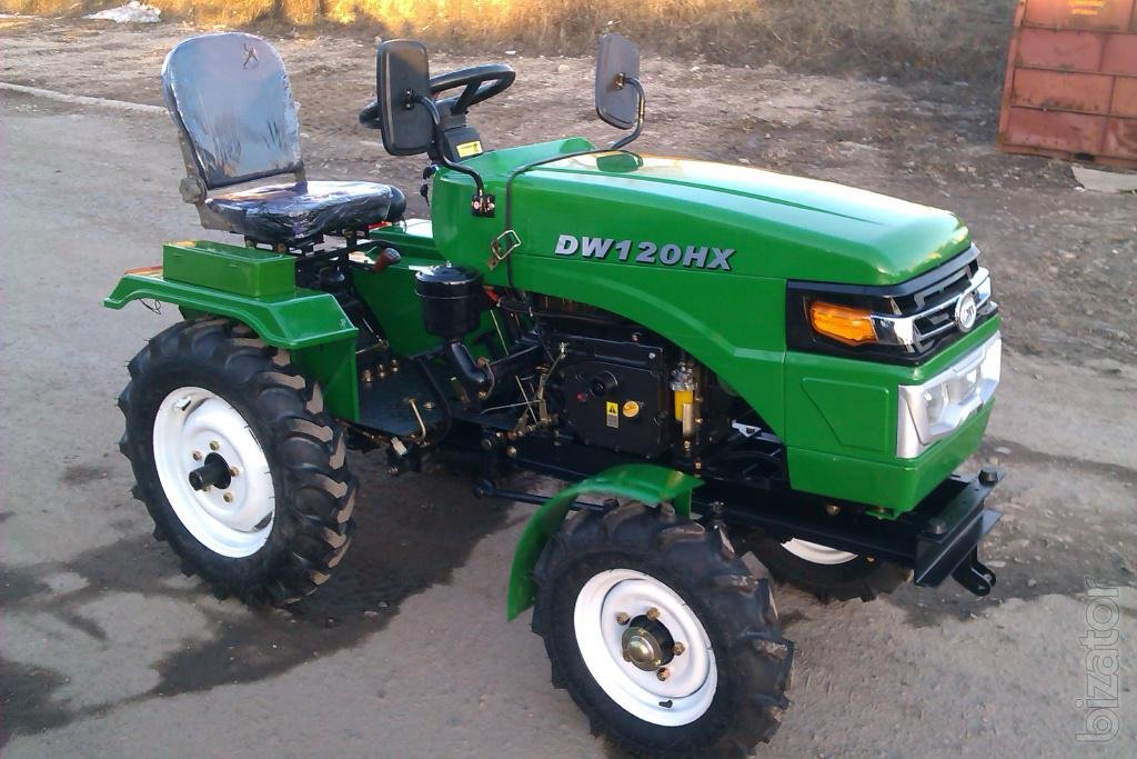 Traktor Dw 120HX
