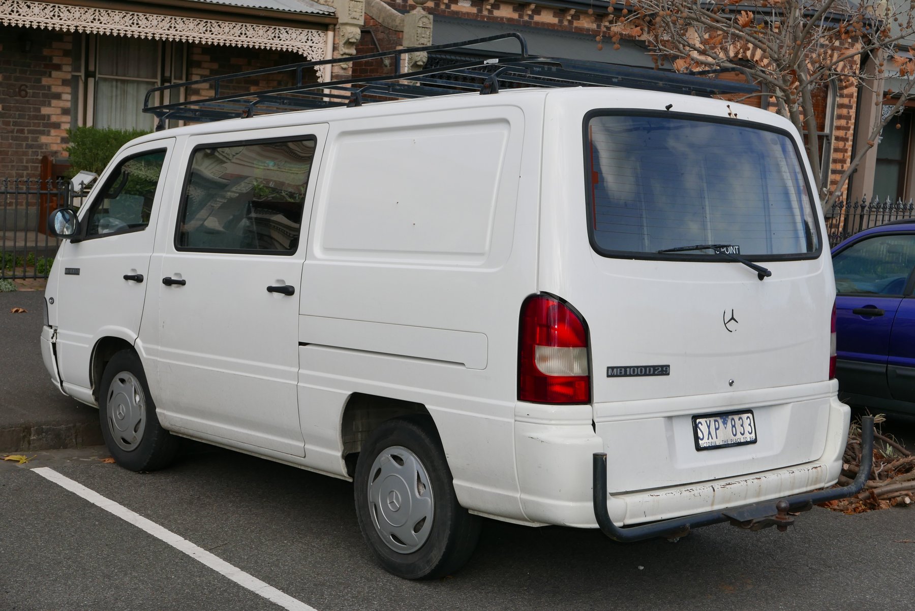 Truck Mercedes Benz MB 100 D-T