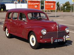 Peugeot 203 U 6 203CS