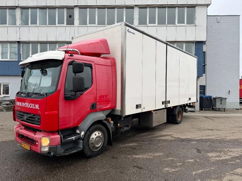 Volvo FL260