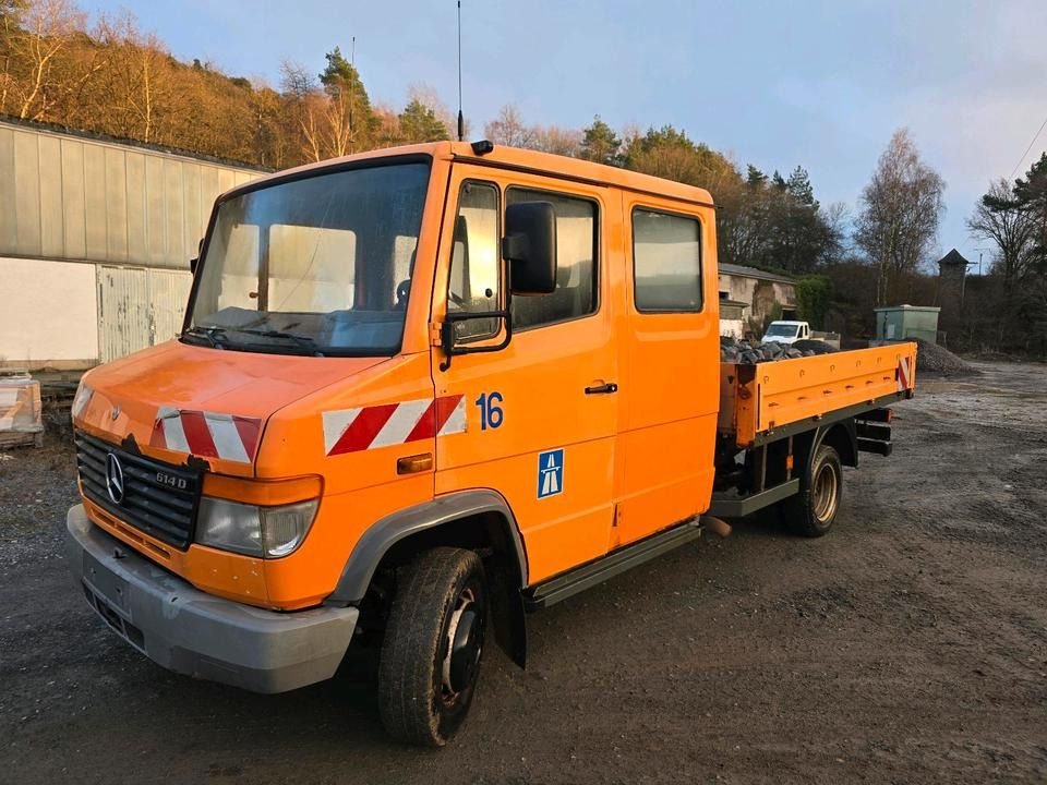 Truck Mercedes Benz 410D