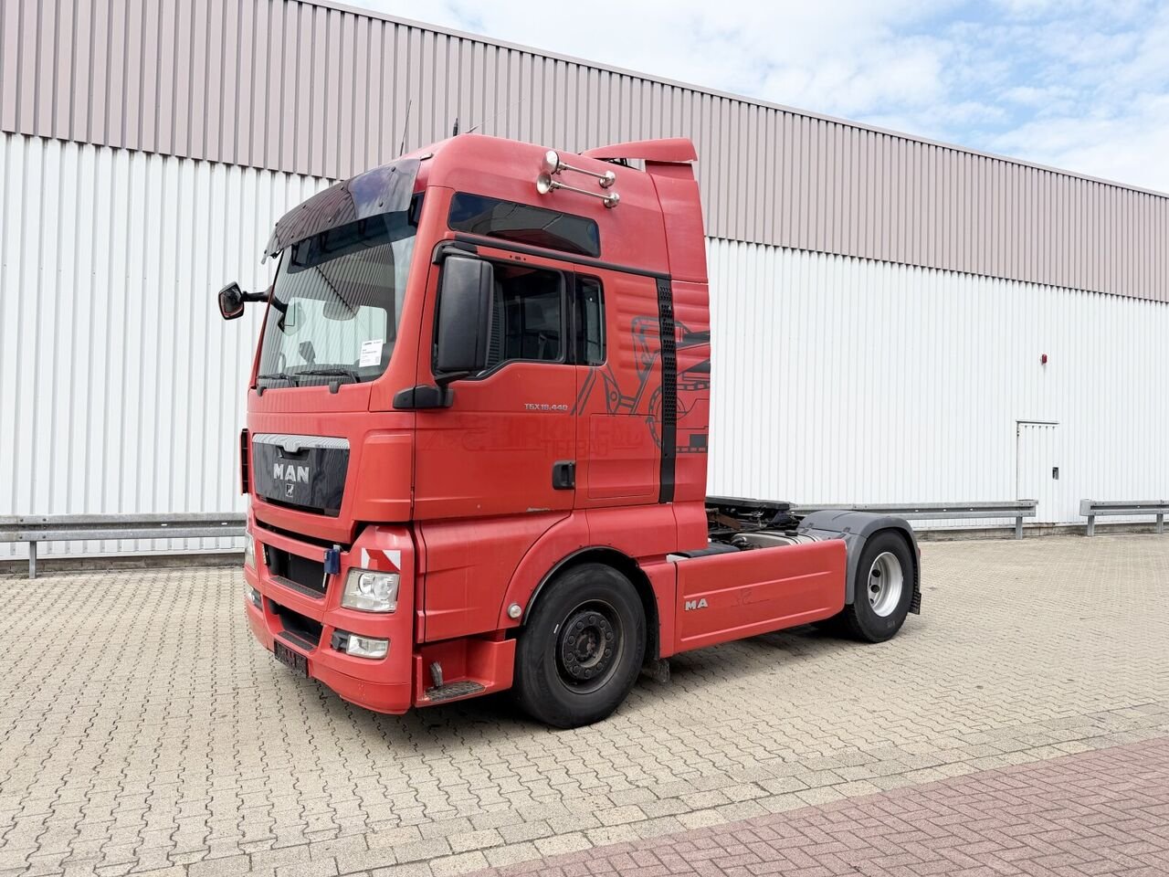 Truck MAN TGX 18.320 4X2 BLS