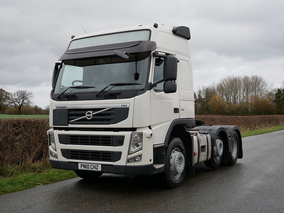 Truck Volvo FM-FH-4X2T
