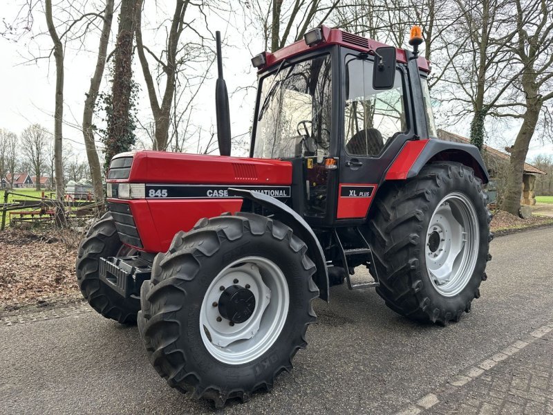 Tractor Case IH 845 XL (A)