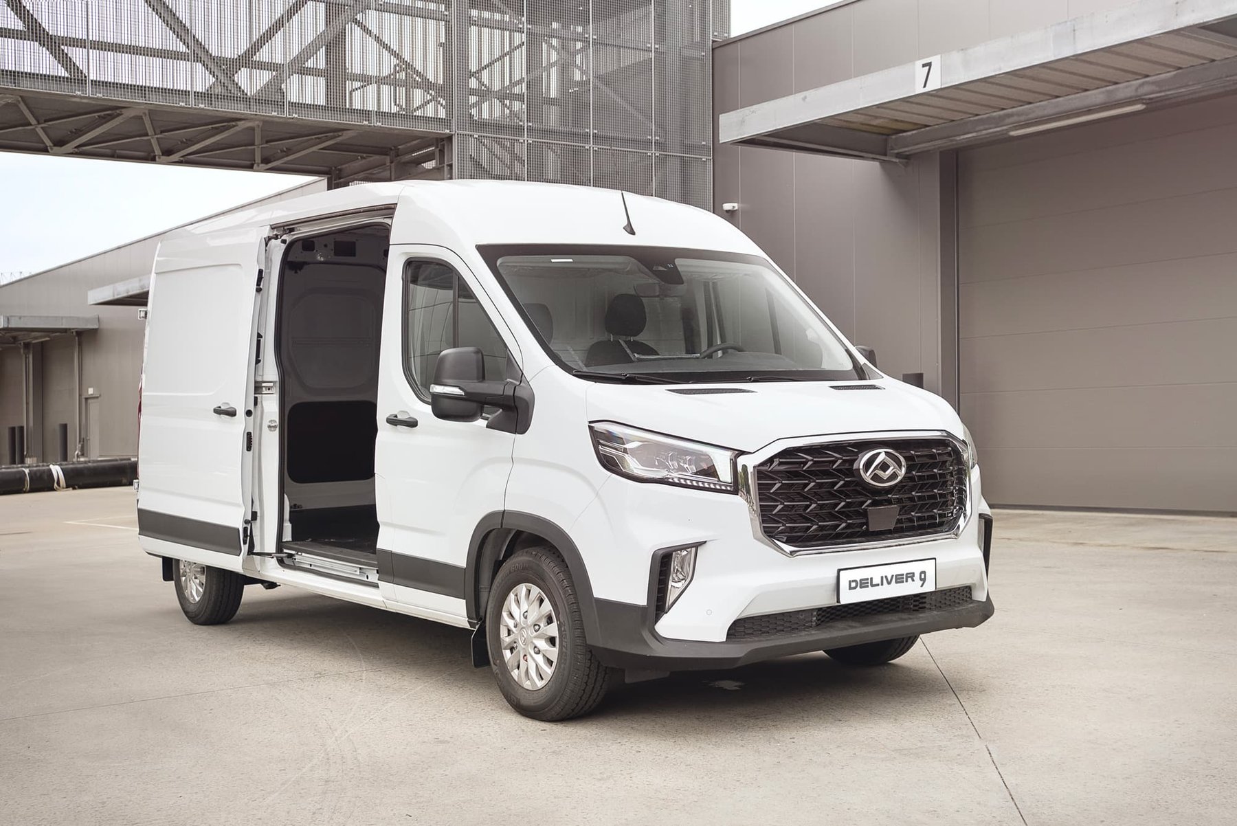 Maxus E-DELIVER9