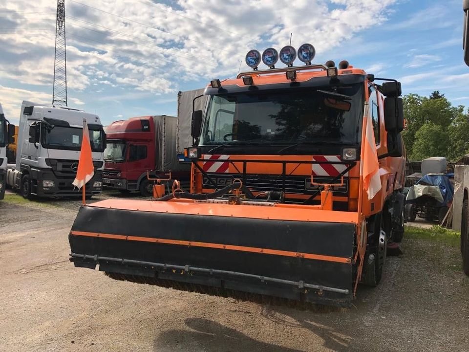 Truck DAF AE 75 RC