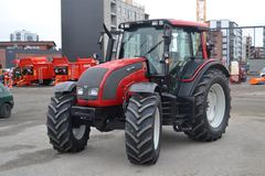Valtra N111E