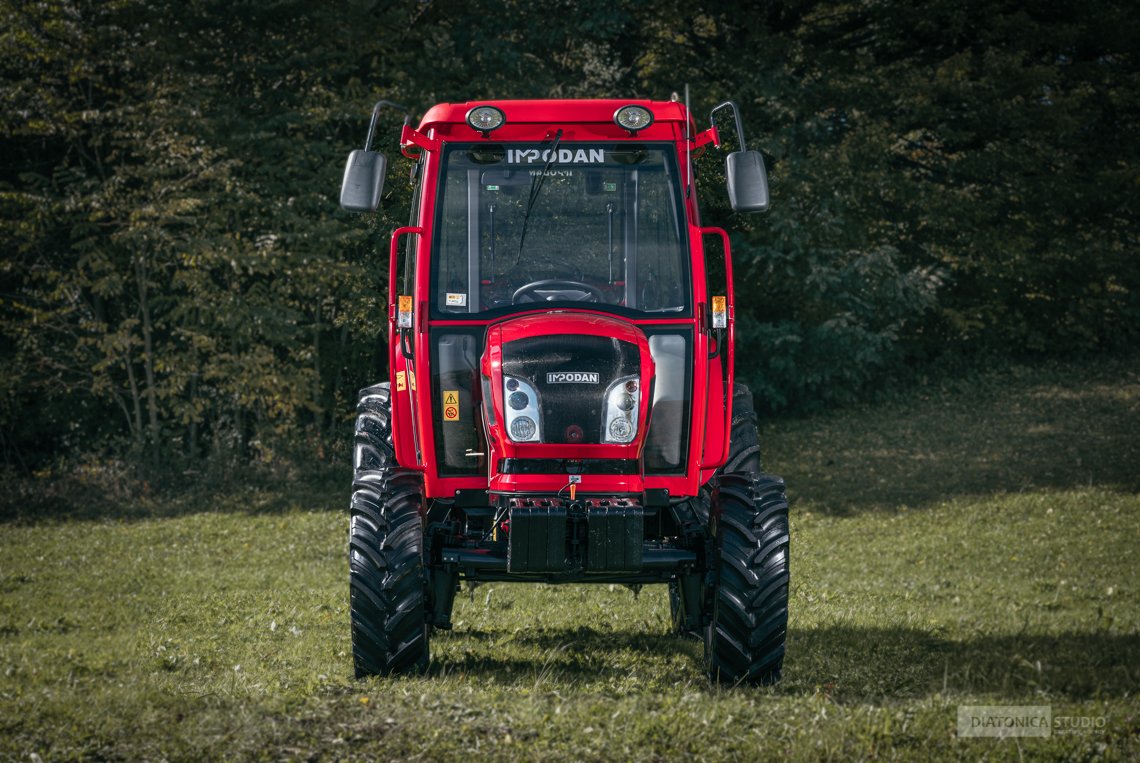 Traktor Impodan 60F