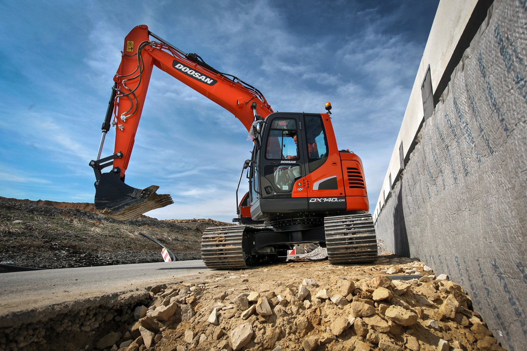 Excavator Doosan DX140LCR-5