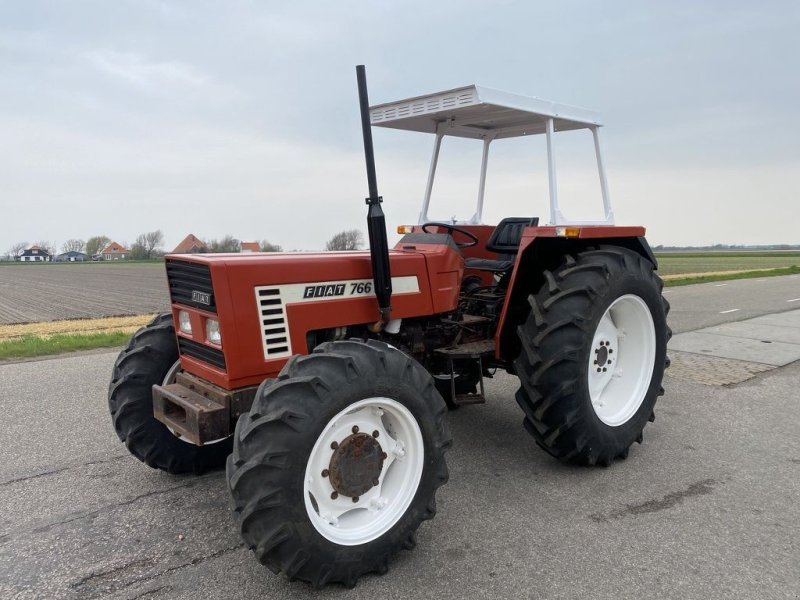Tractor Fiat Trattori 766 (DT)
