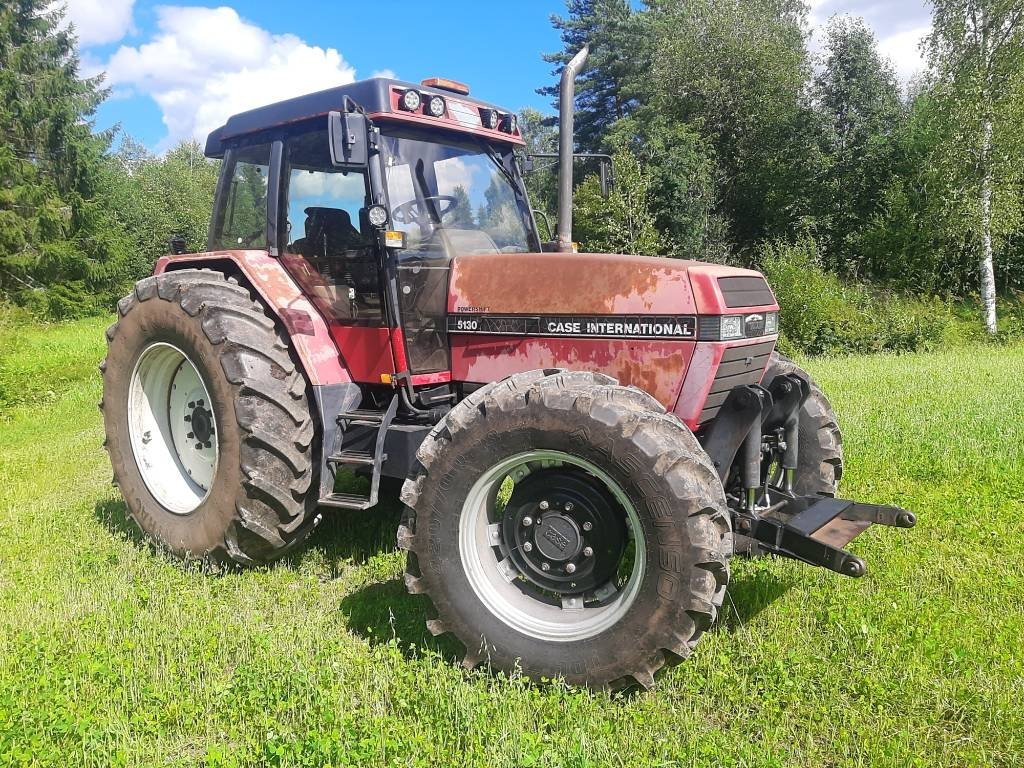 Tractor Case IH 5130