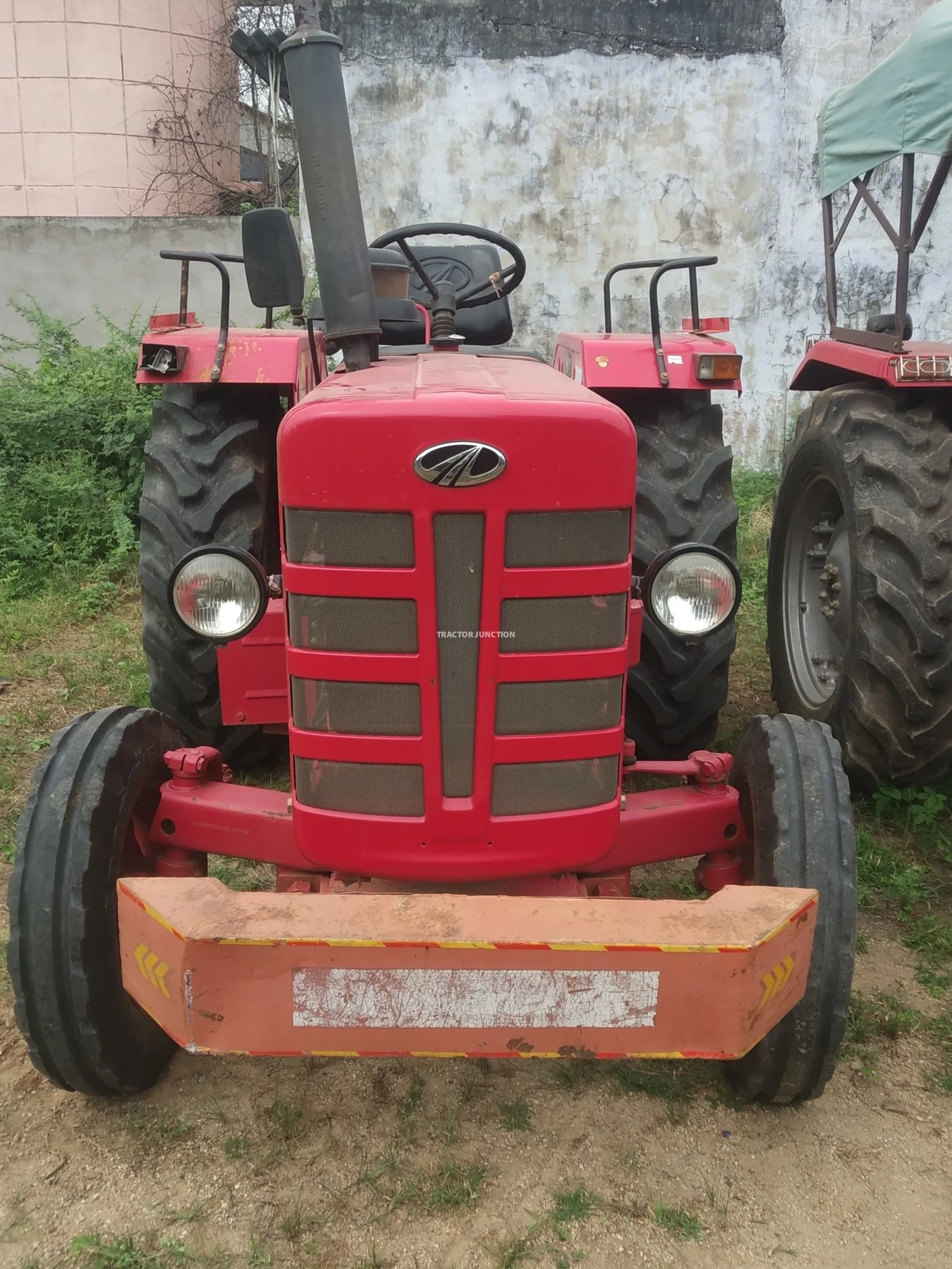 Tractor Mahindra 265 DI XP Plus