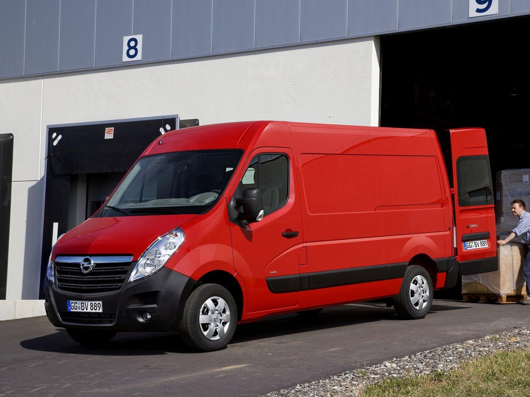 Van Opel MOVANO 2,5 CDTI AUT