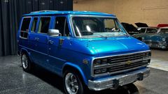 Chevrolet 4D CHEVY 20-3.33T-EG25C/3180