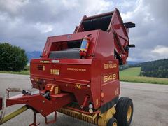 New Holland 648
