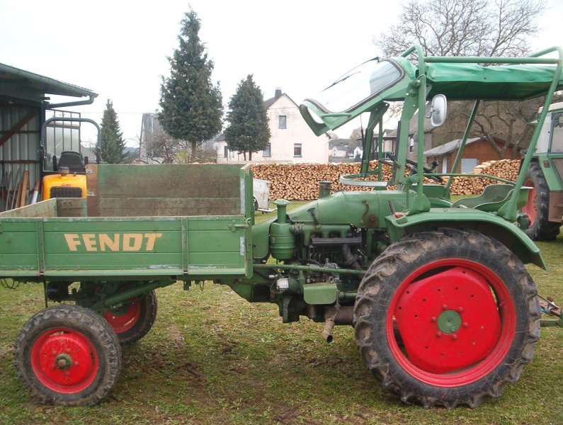 Tractor Fendt F 230 GT