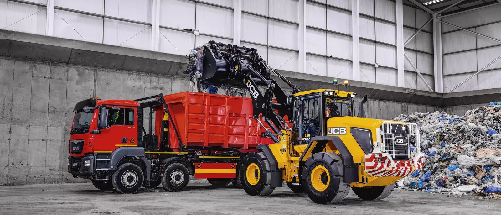 Wheel loader JCB 437 Wastemaster