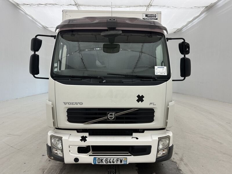 Truck Volvo FL611-FL6L42R-L/400
