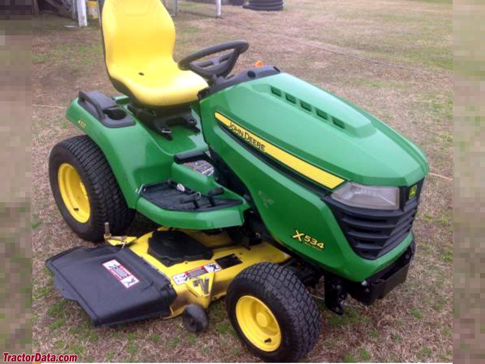 Ride-on mowers John Deere X724