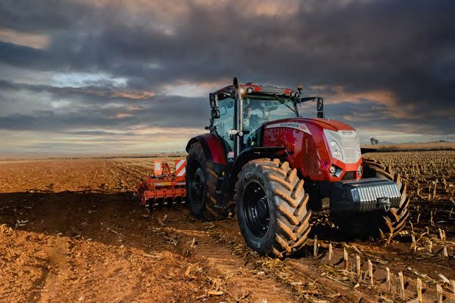 Tractor McCormick X7.617
