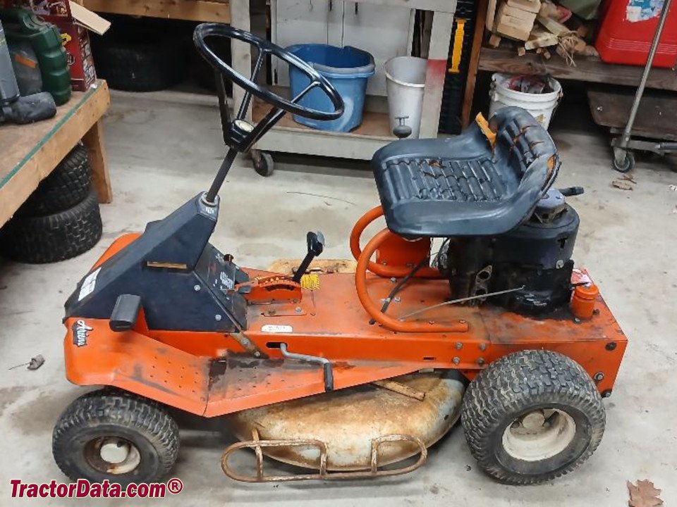 Ride-on mowers Ariens Fairway 7