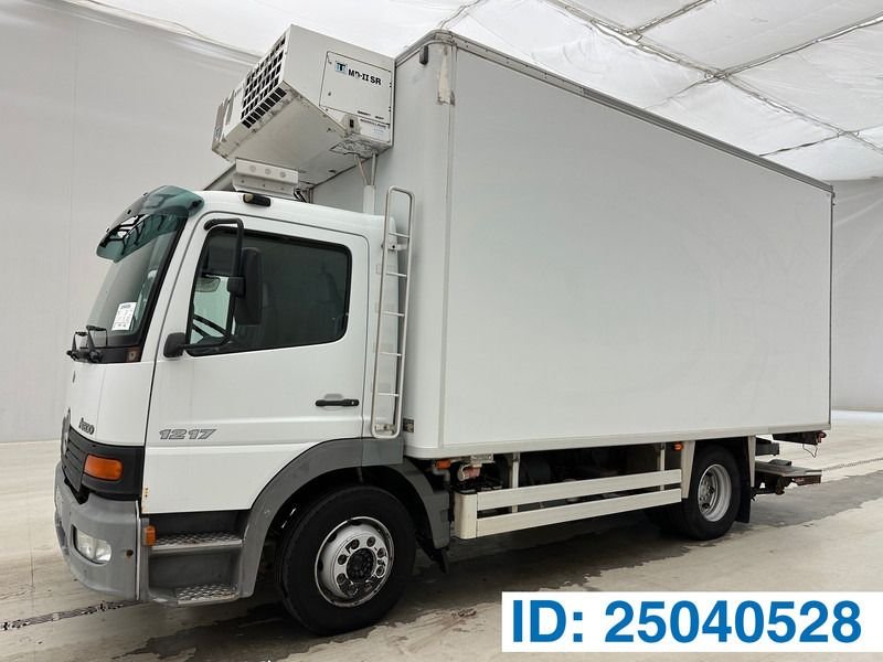 Truck Mercedes Benz 1217