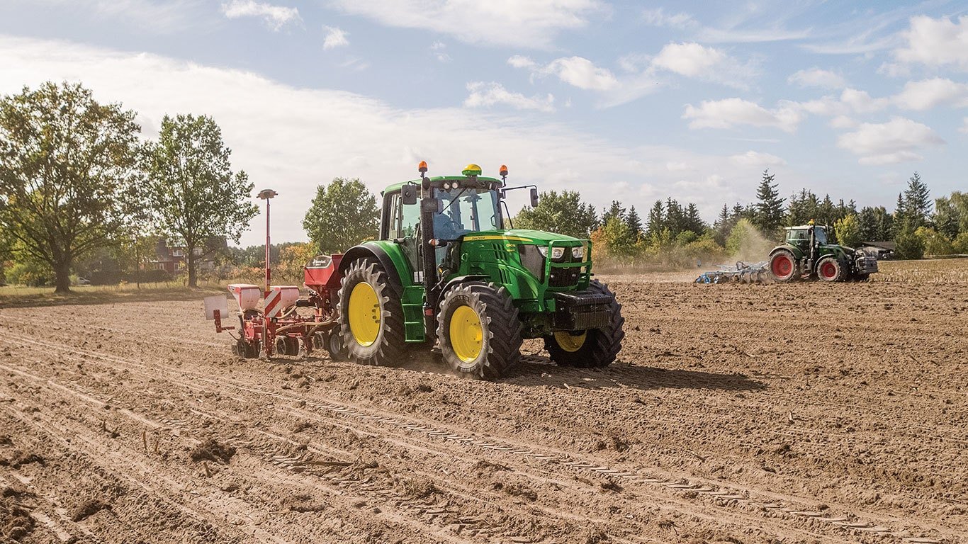 John Deere AutoTrac™ Universal 300