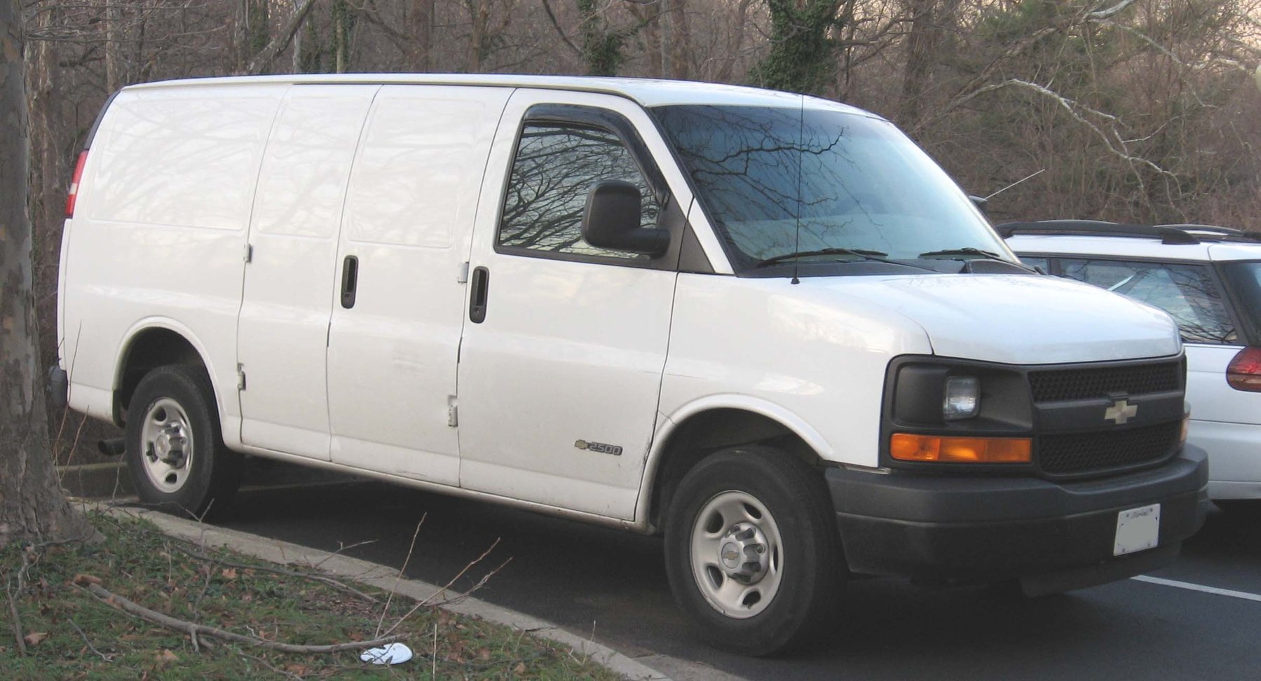 Van Chevrolet G500 7