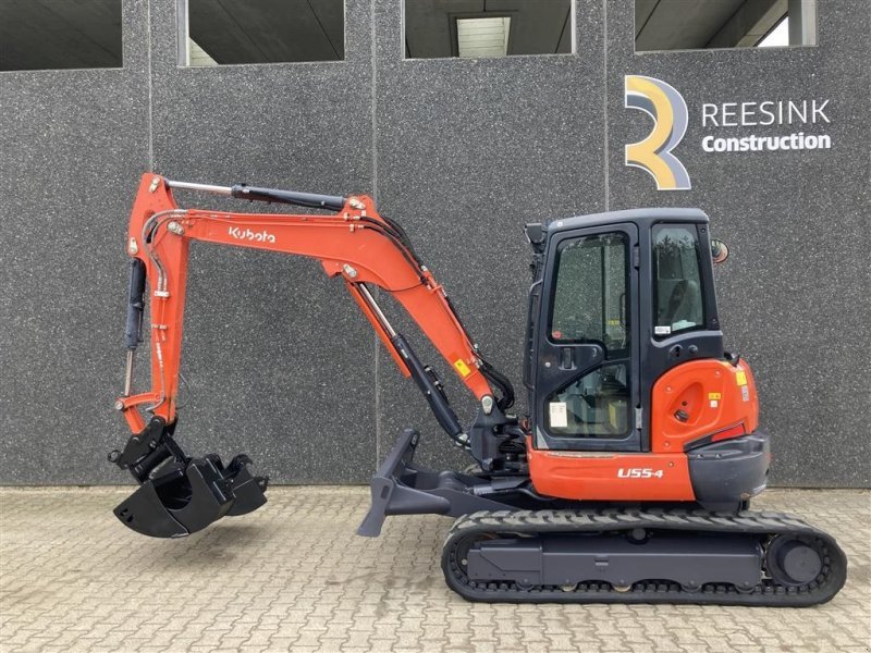 Kubota U55-4W1