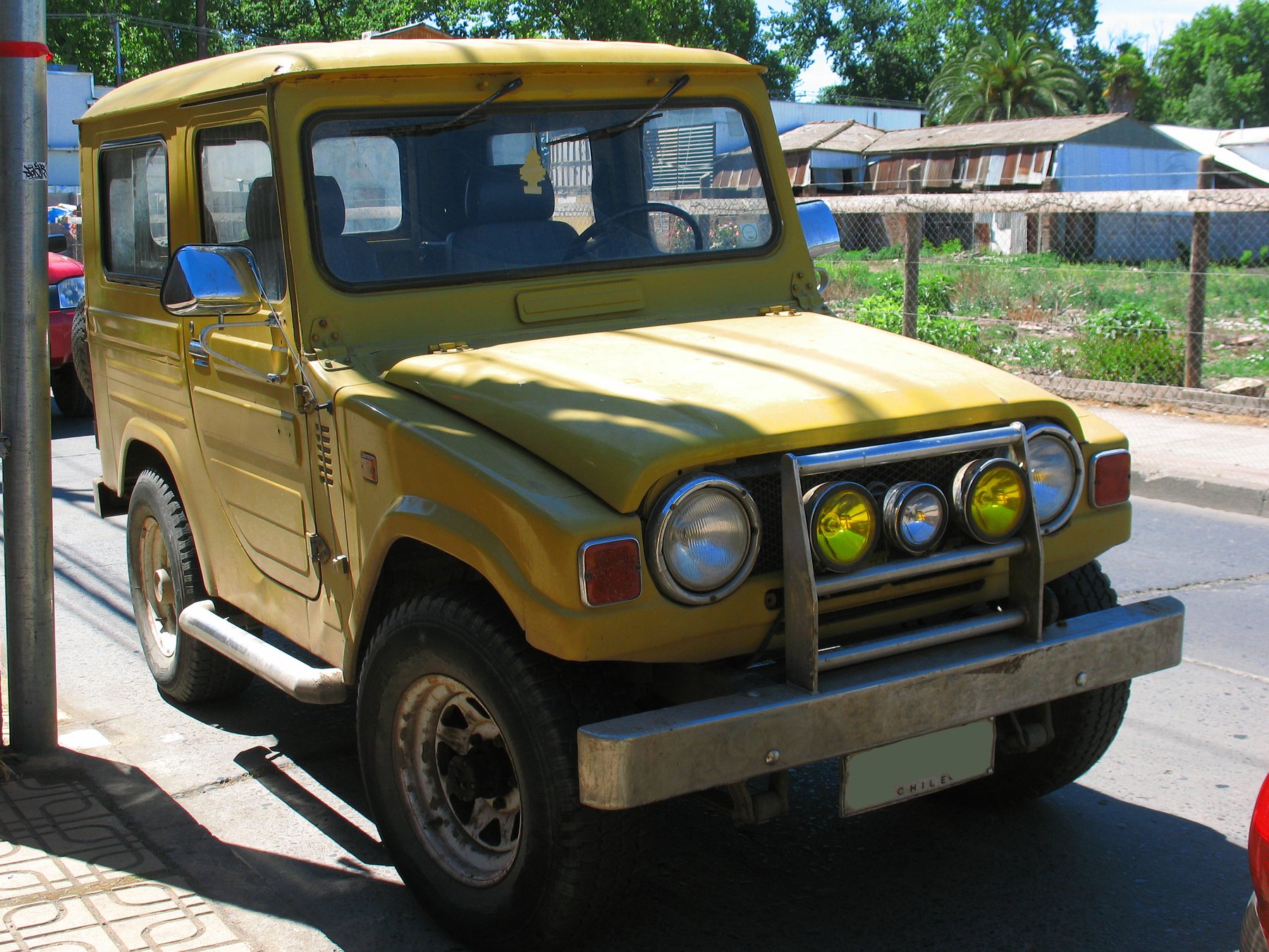 Van Daihatsu F50L