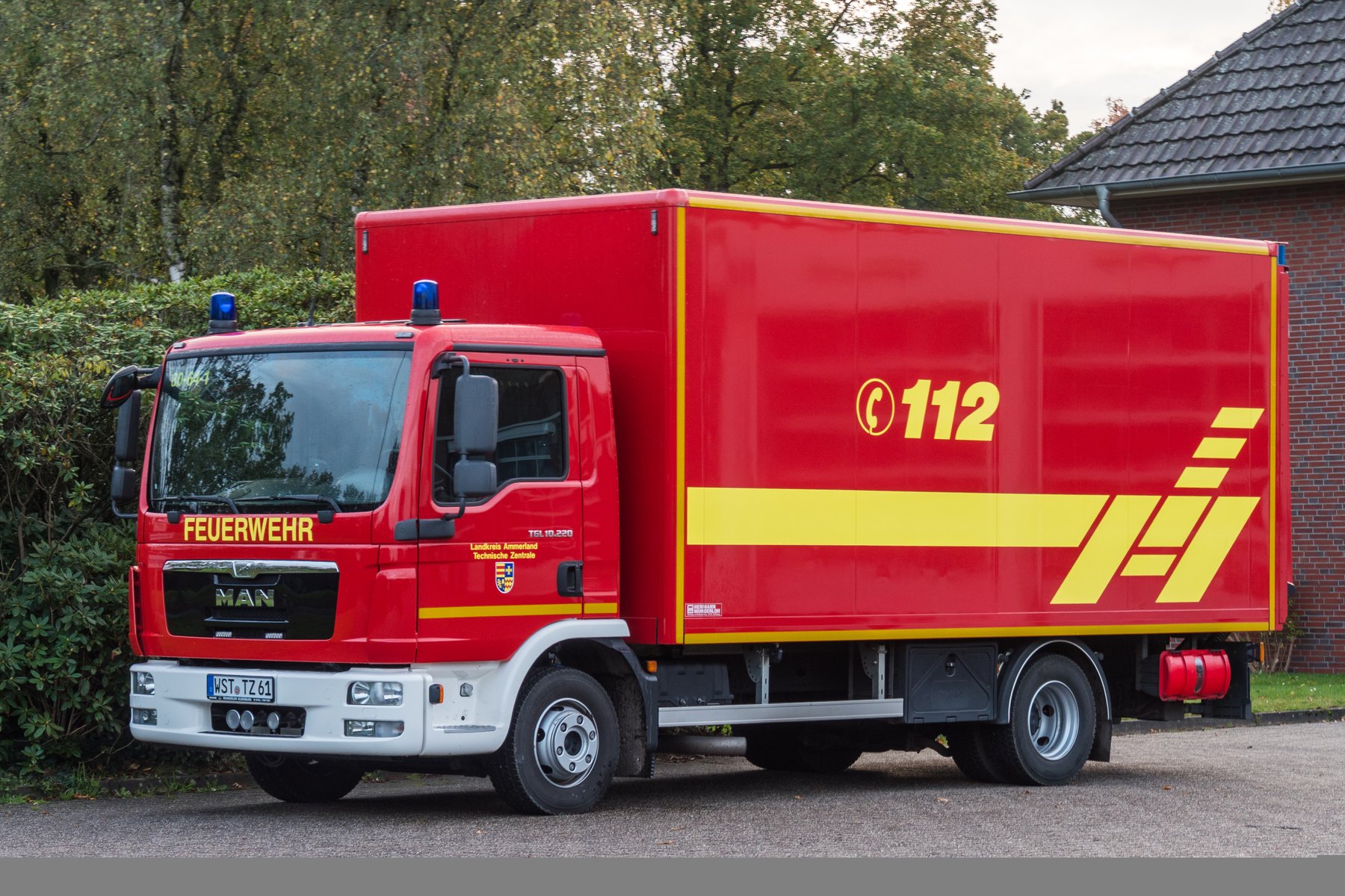 Truck MAN TGL 10.220
