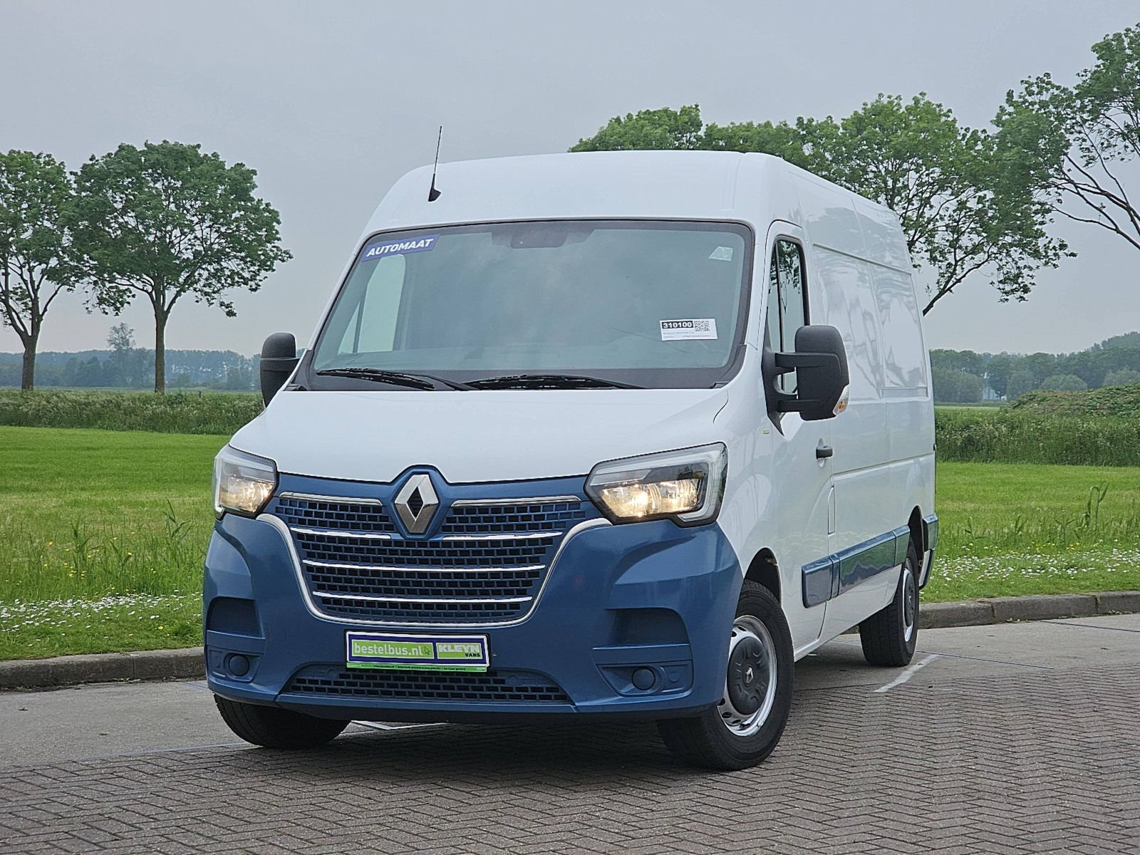 Van Renault T 35 L2 OPEN LAADBAK 2,5 DCI 88KW E4 FAP DC