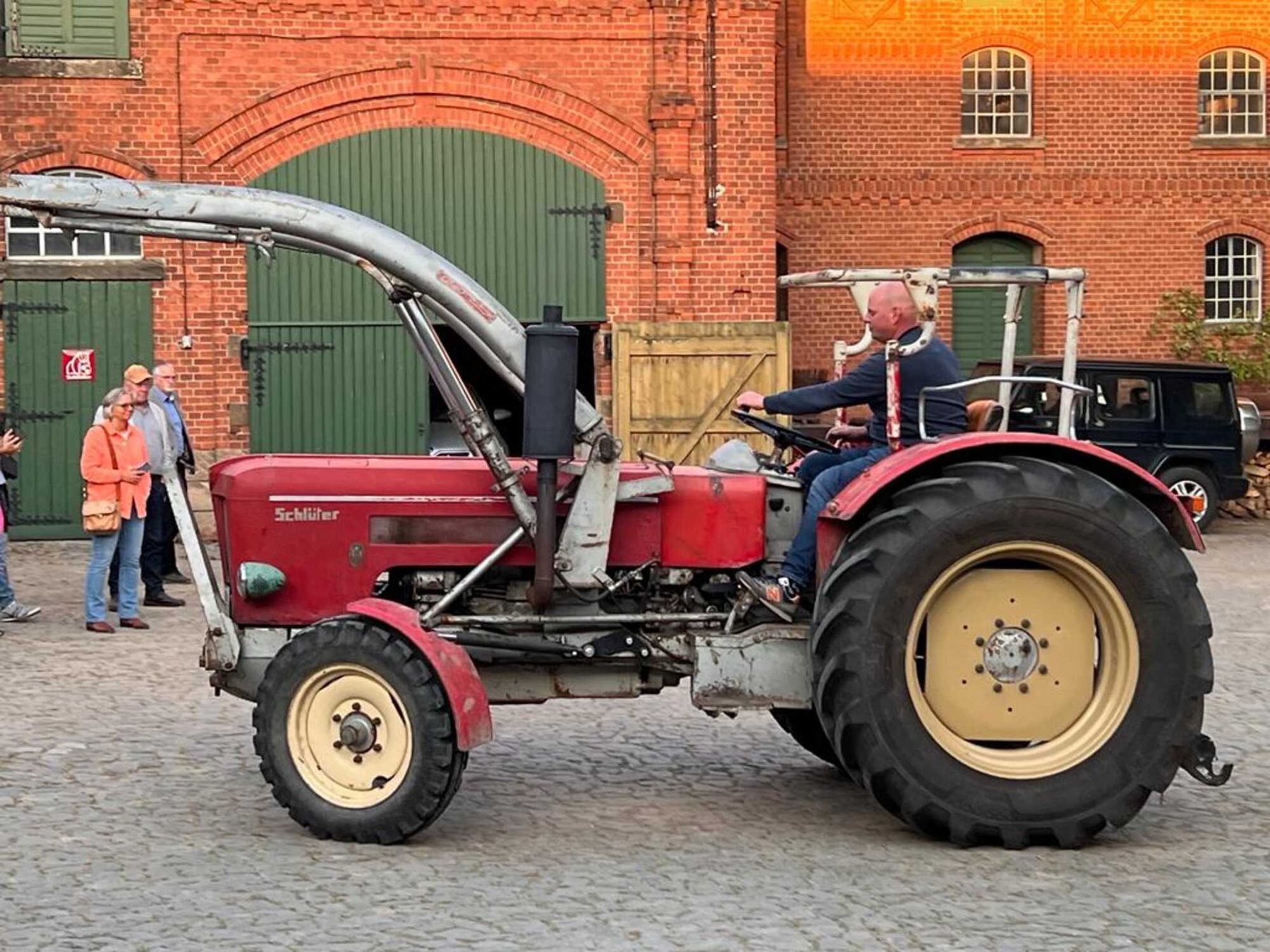 Tractor Aton Schlüter Abtschlepperbau München GZV 25