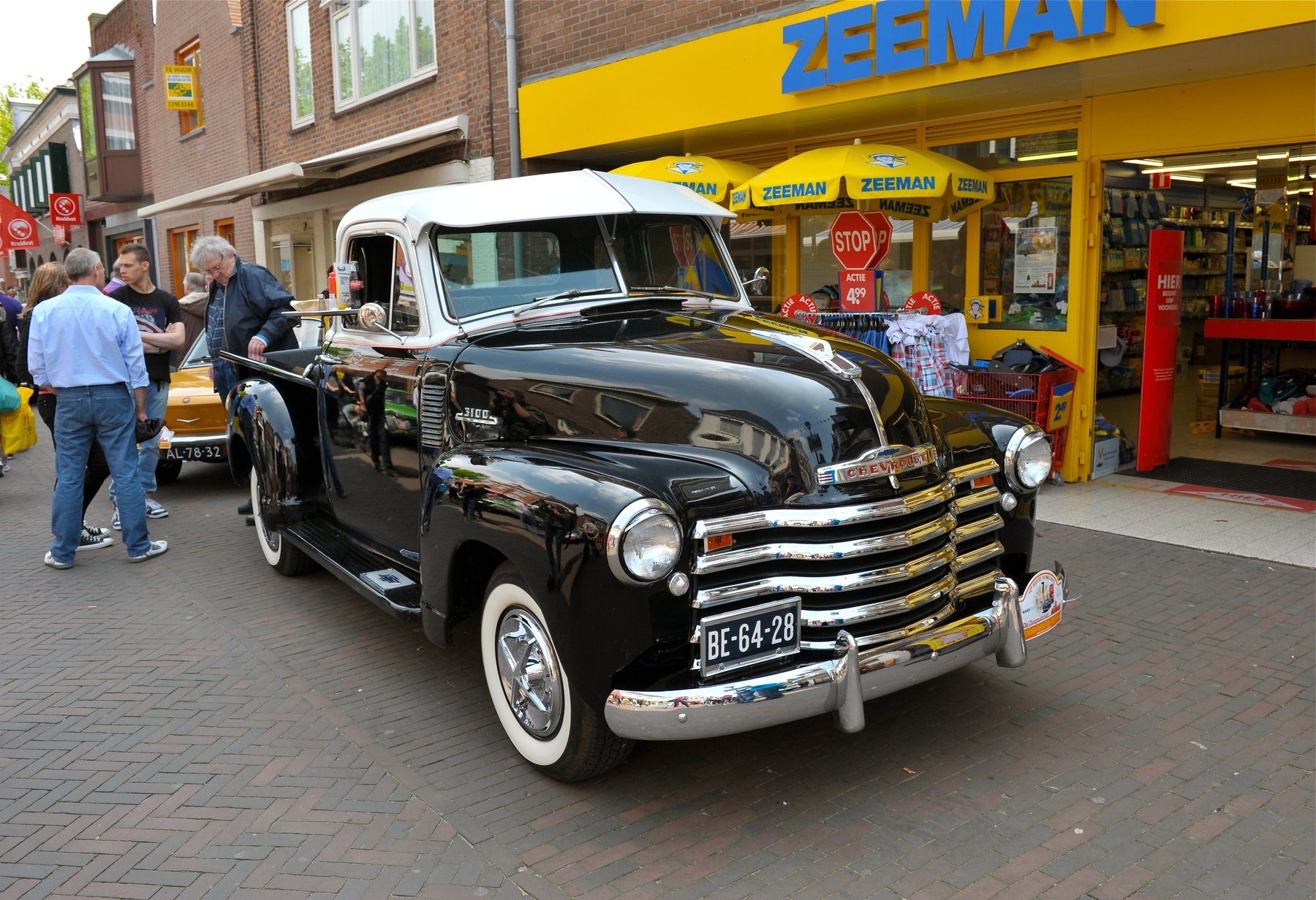 Van Chevrolet PICK UP 3100
