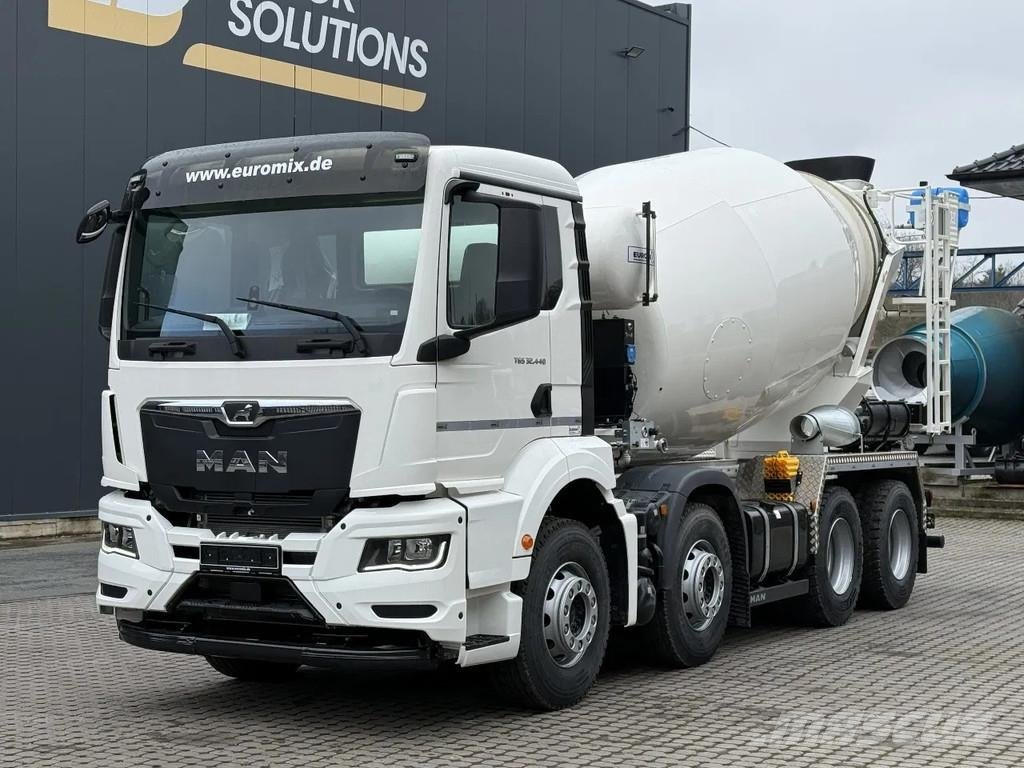 Truck MAN TGS 32.440
