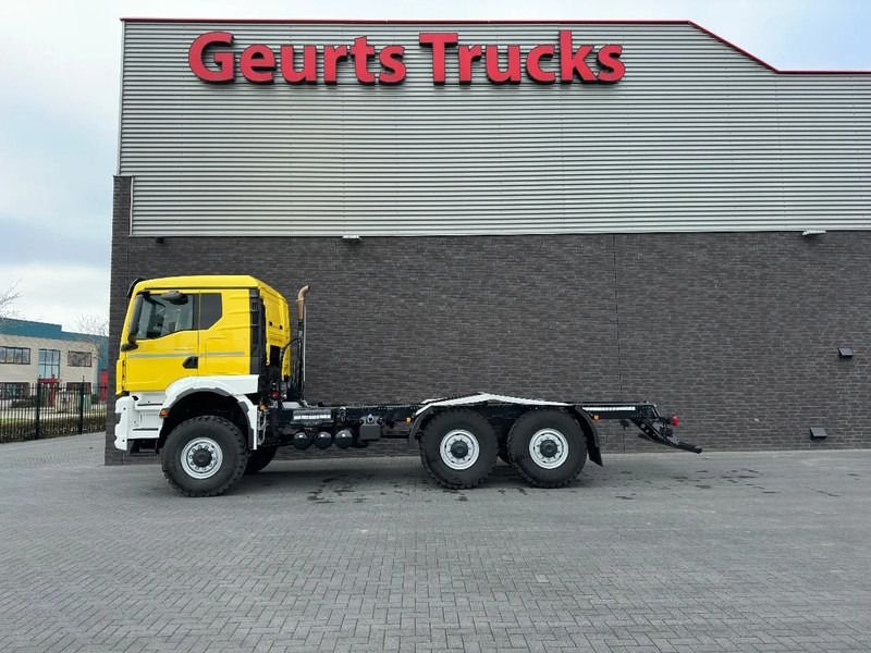 Truck MAN TGS 33.540 6X6 BL