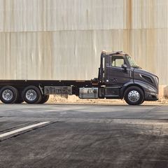 Volvo VNR