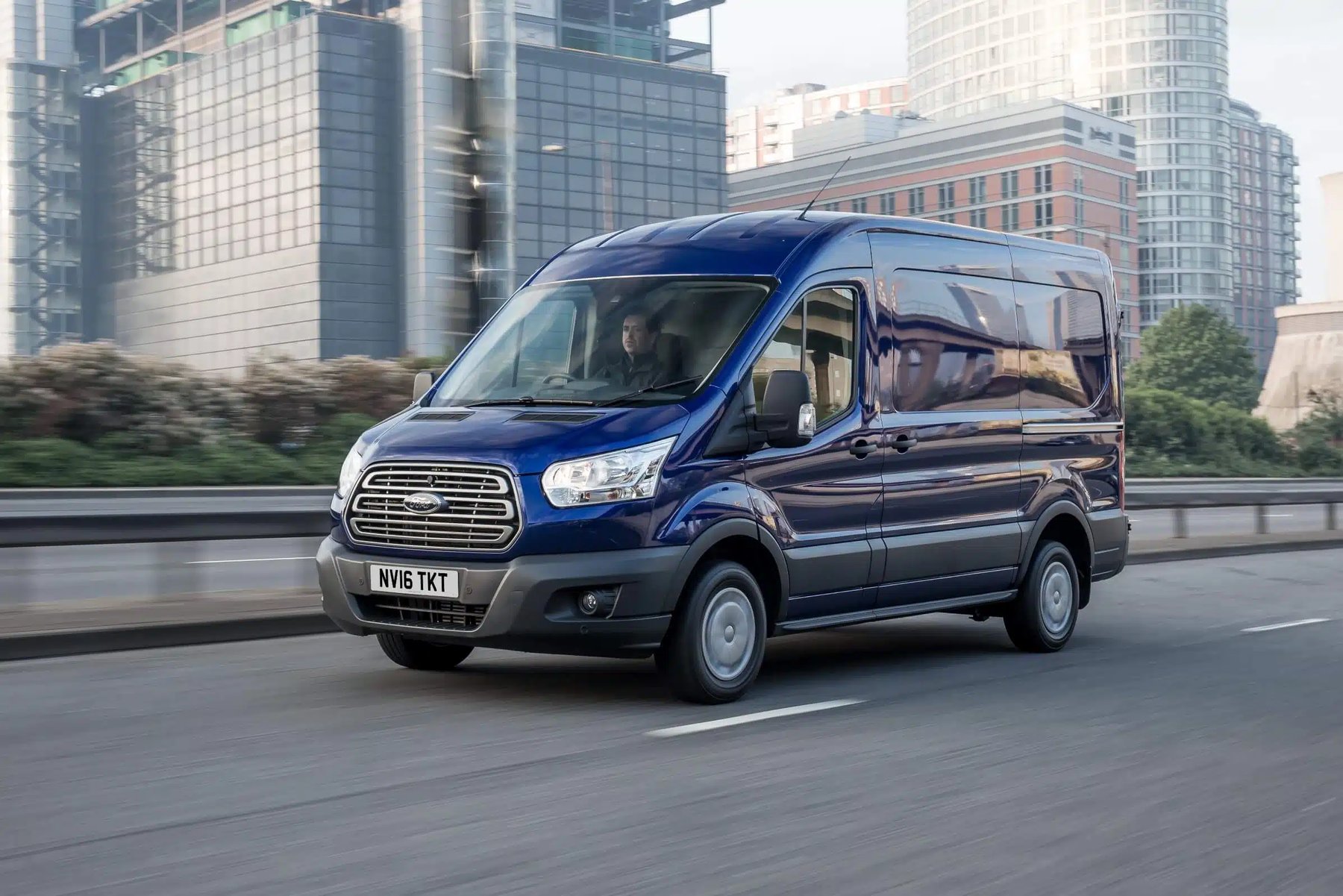 Van Ford 350 L Trend