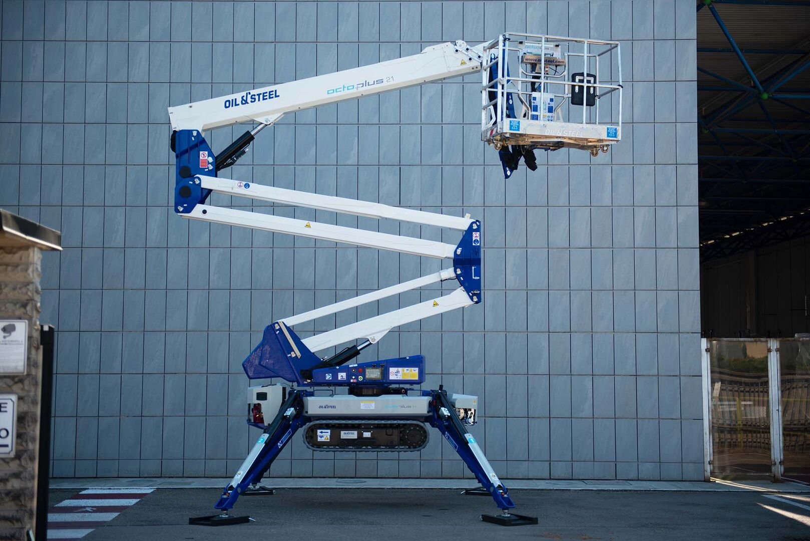 Crane Tadano Demag Octoplus 21