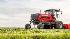 Hesston 9340 Self-Propelled