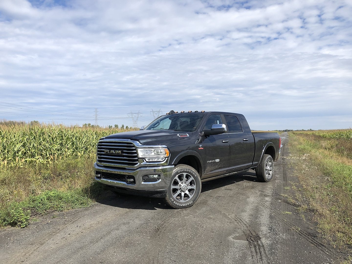 Lastwagen Ram Ram 2500 Laramie Mega Cab 4x4