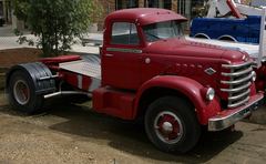 Diamond T M52