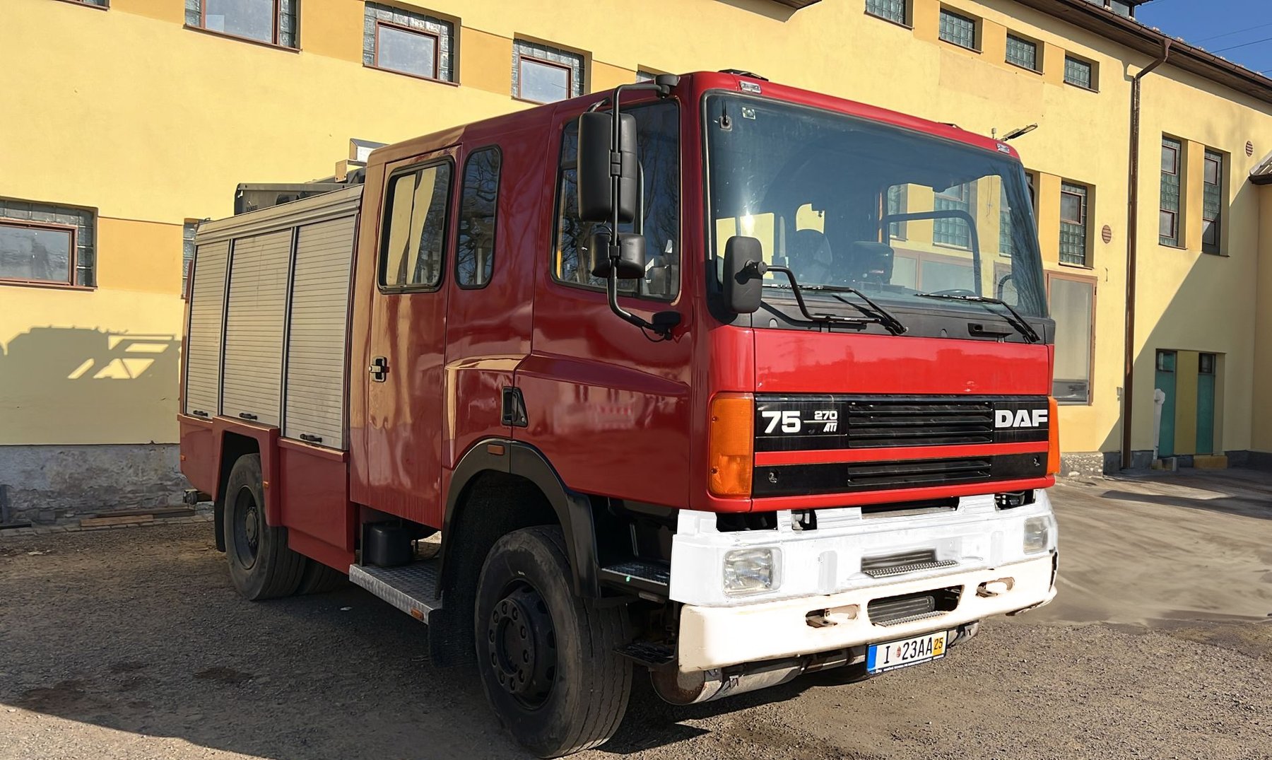 Lastwagen DAF FAS 75.270