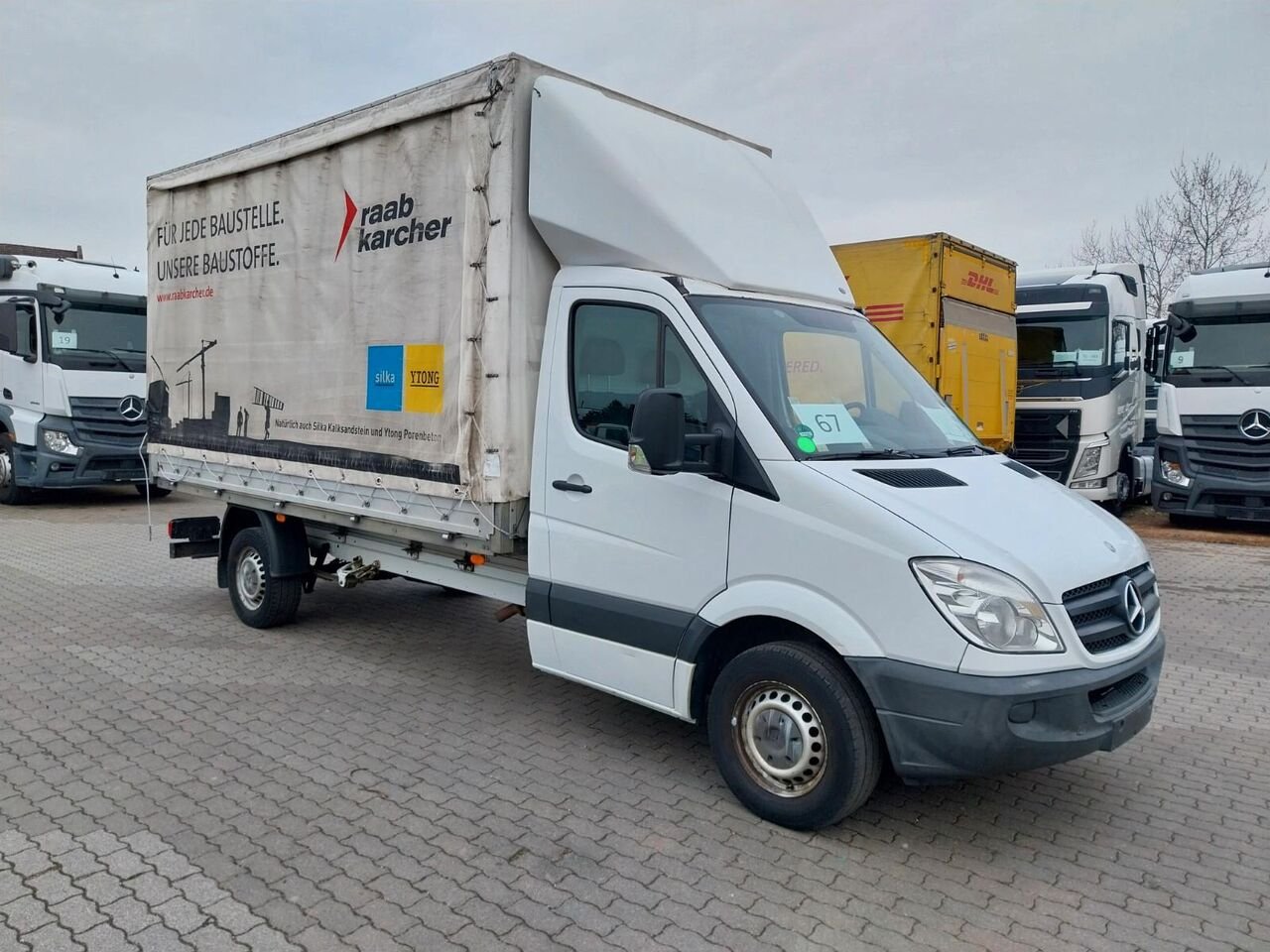 Truck Mercedes Benz 616 CDI